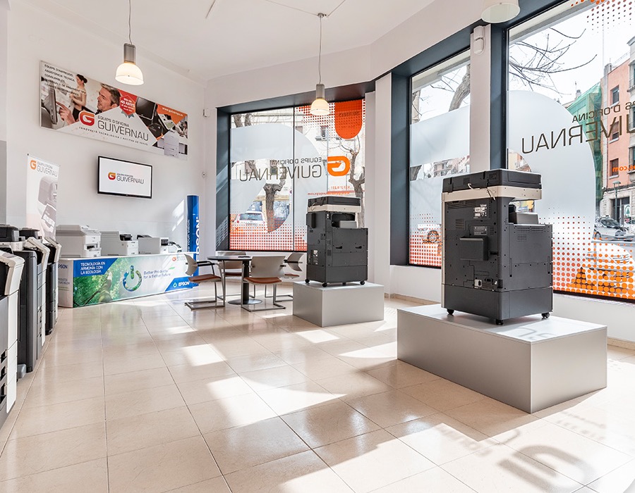 Tienda de Guivernau Equips en la avenida d'Estanislau Figueres de Tarragona